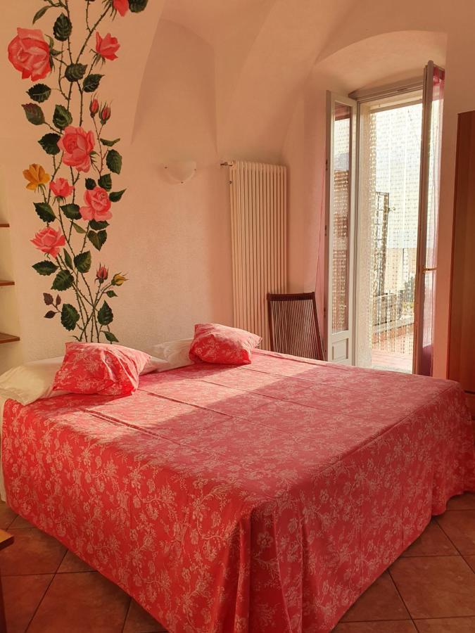 Residence Celeste Меццегра Экстерьер фото